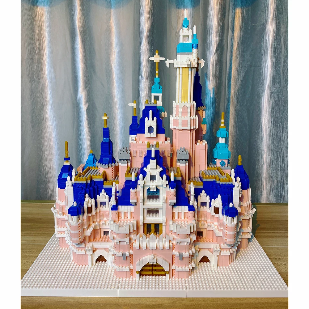 KNEW BUILT Gift Pink Castle Model Kits Toys Microblock Building Blocks